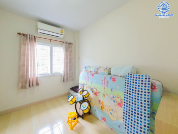 *****ทาวน์เฮ้าส์มือสองกรุงเทพฯ ม.รื่นฤดี7 หทัยราษฎร์ เนื้อที่เกือบ 19 ตร.ว. ฟังก์ชัน 3 ห้องนอน 2 ห้องน้ำ 1 ที่จอดรถ แถมฟรี! 2 เครื่องปรับอากาศ บนทำเลติด ถ.หทัยราษฎร์ ใกล้รถไฟฟ้าสายสีชมพู "สถานีมีนบุรี" ในราคาสุดคุ้ม!